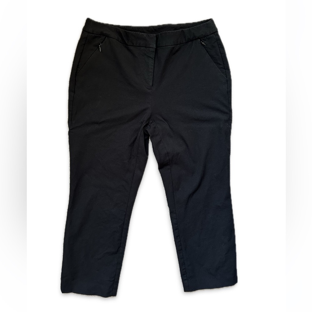 EUC Alfani dressy black capri pants size 4